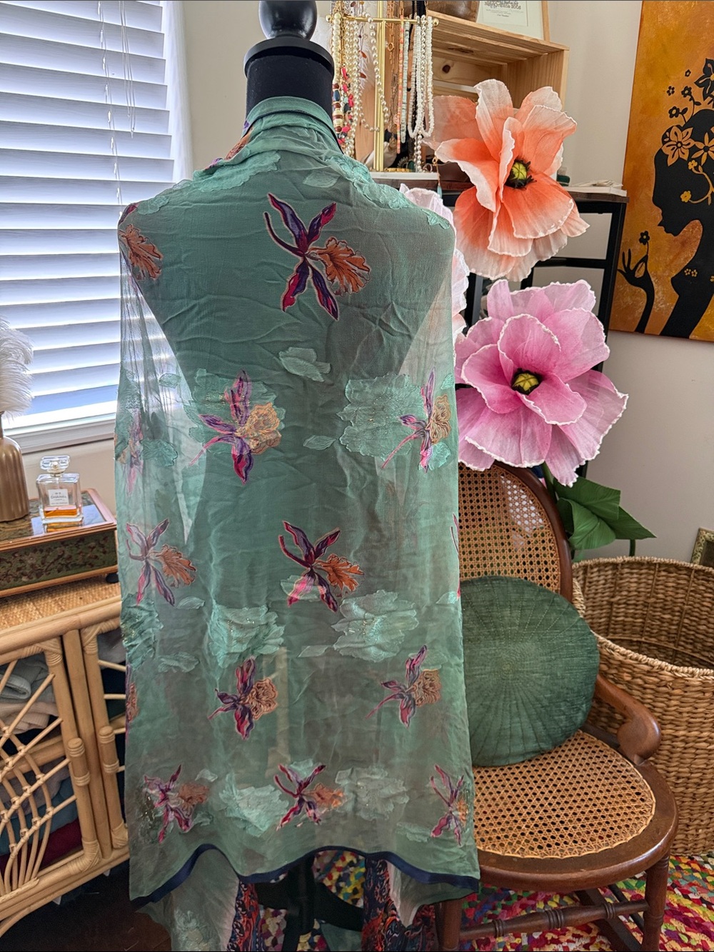 Vintage Unbranded Romantic Boho Cottage Floral Wrap Shawl Scarf Lamp Drape